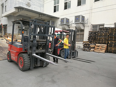 廈工叉車忠實(shí)的老客戶！感謝一路支持